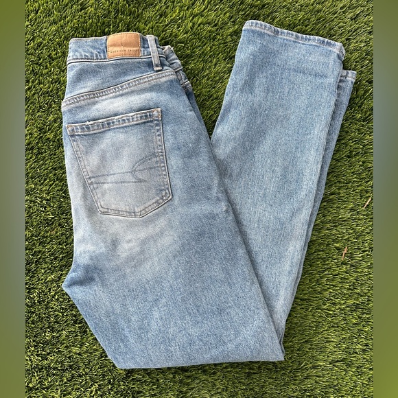 American Eagle women’s highest rise boyfriend jeans size 4 long - Picture 2 of 6